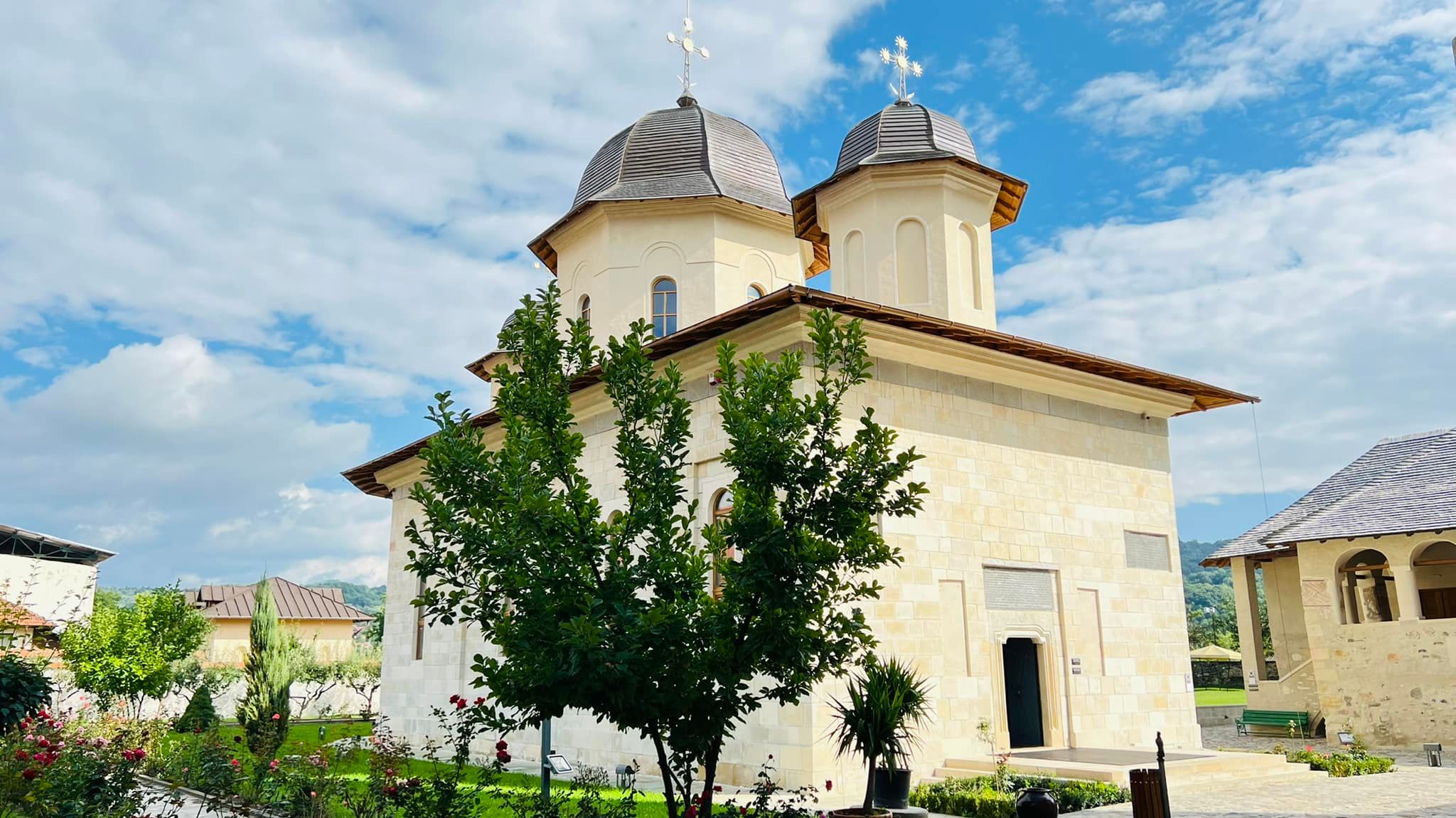 Mănăstirea Negru Vodă, restaurată cu fonduri nerambursabile Regio
