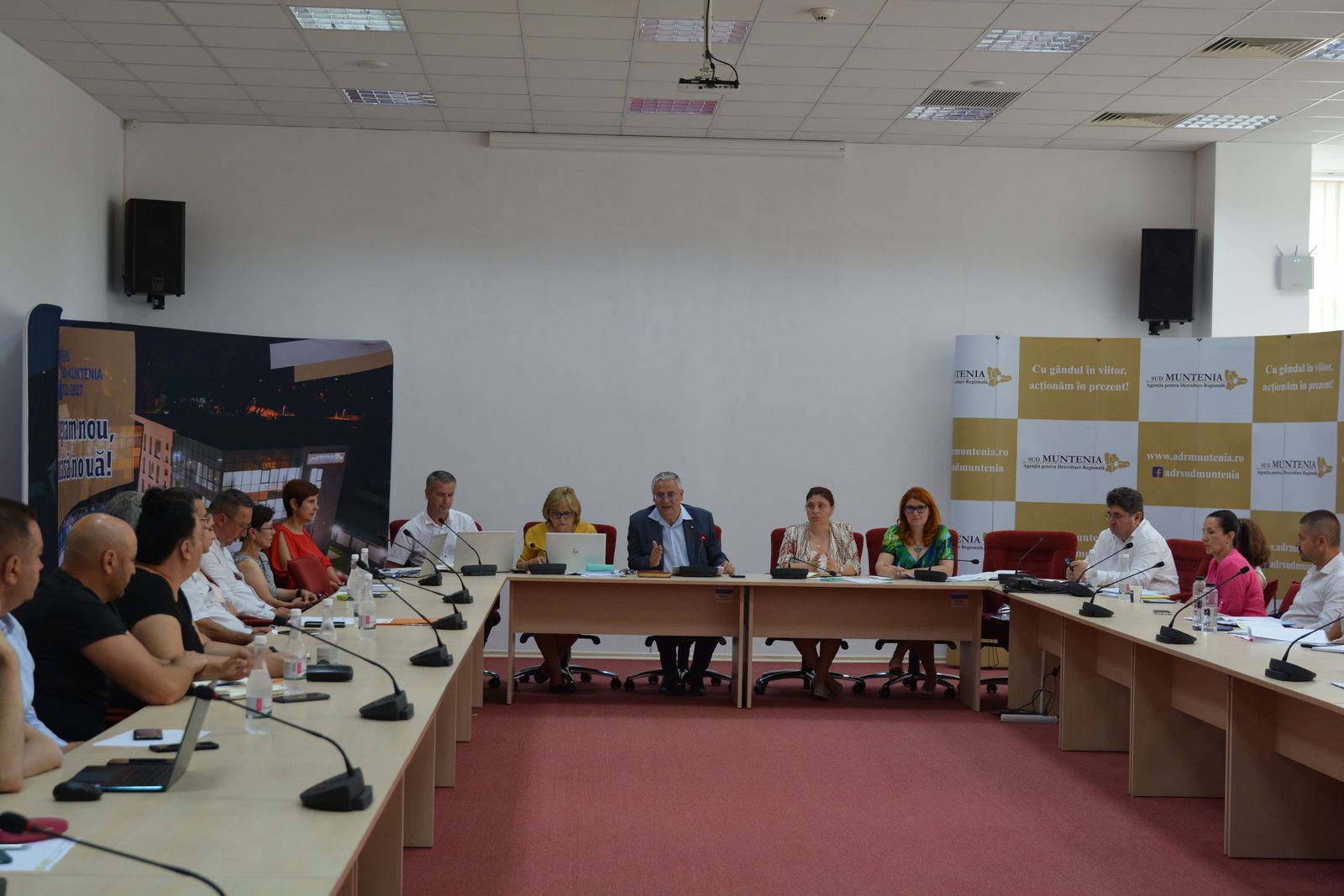 Reuniune de analiză a stadiului proiectelor finanțate din POR 2014-2020, organizată de ADR Sud-Muntenia